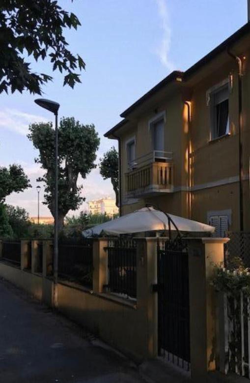 Villa Grazia Rimini Bagian luar foto